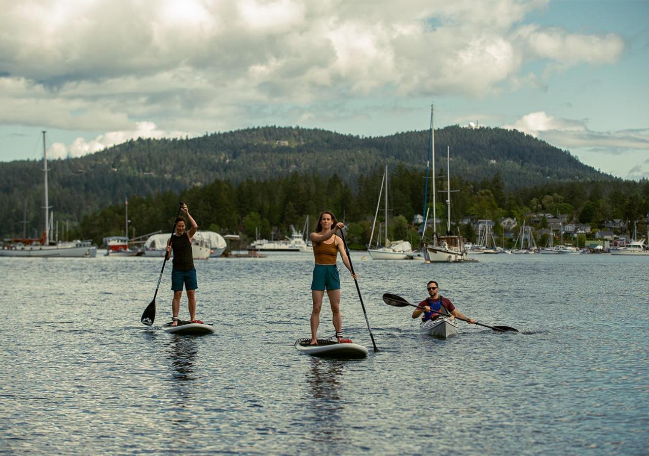 ブレントウッド ベイ リゾート＆スパ Brentwood Bay エクステリア 写真